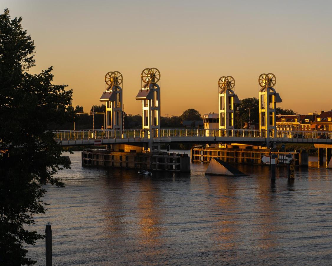 Hotel Van Dijk Kampen Exteriör bild