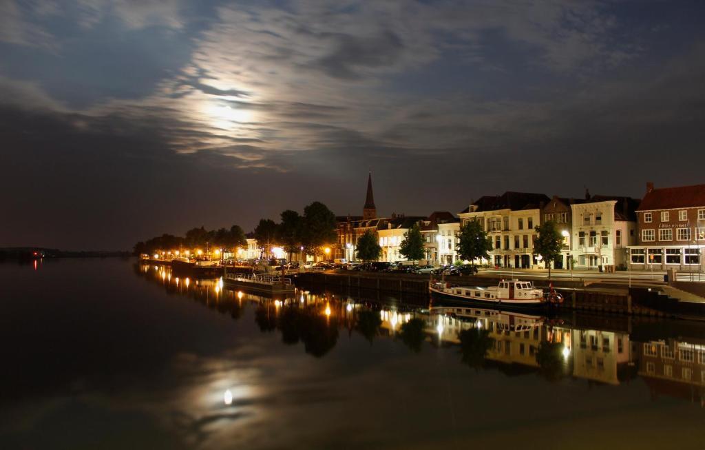Hotel Van Dijk Kampen Exteriör bild
