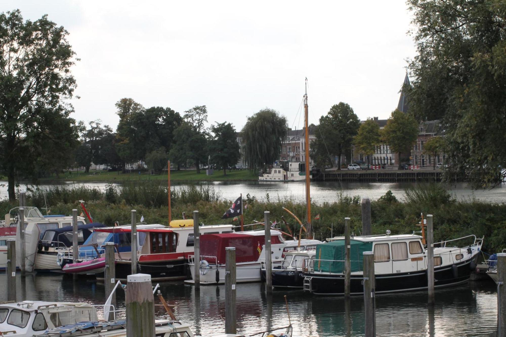 Hotel Van Dijk Kampen Exteriör bild