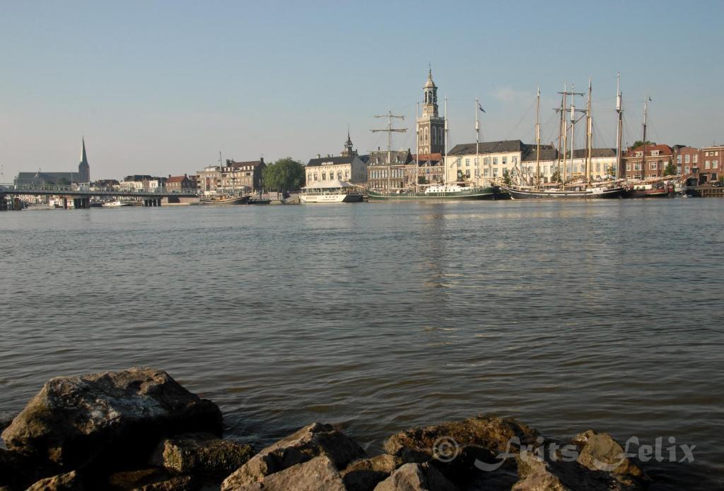 Hotel Van Dijk Kampen Exteriör bild