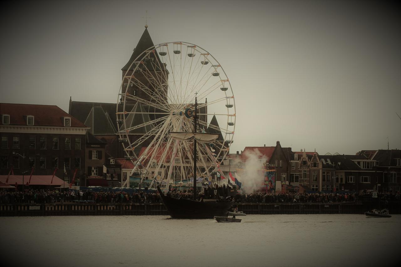 Hotel Van Dijk Kampen Exteriör bild